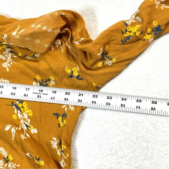 Jolt Women's Blouse L Mustard Yellow Hi Low Floral Vneck Front Tie Long Sleeve - Picture 13 of 14